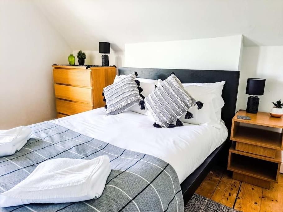 3 Bed Flat Near To Cardiff And Cardiff Bay公寓 外观 照片