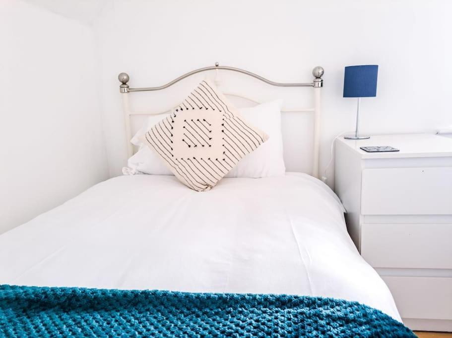 3 Bed Flat Near To Cardiff And Cardiff Bay公寓 外观 照片